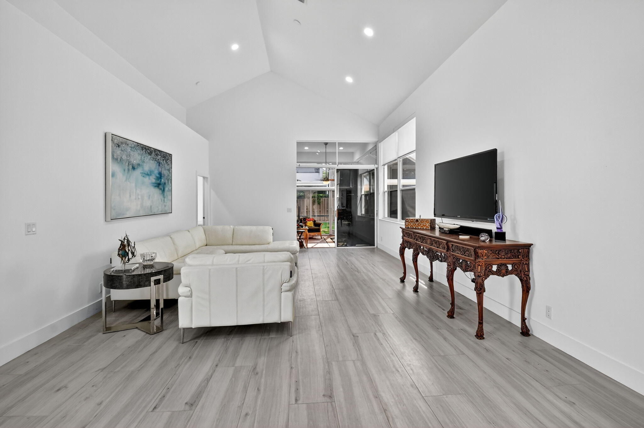 6668 Northwest 25th Terrace Boca Raton, FL 33496 - Photo 5 of 53 5-web-or-mls-021_DSC_7702