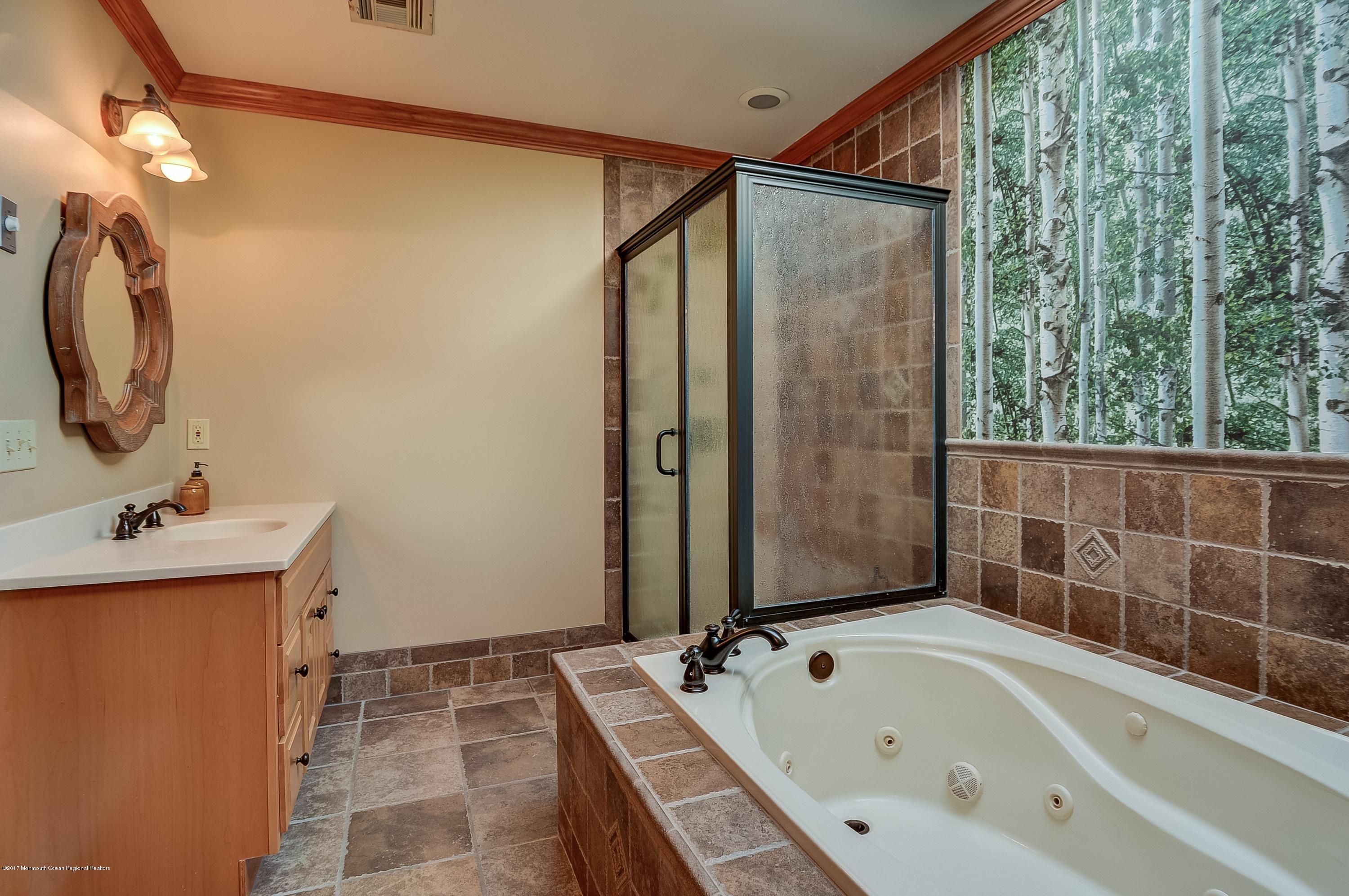 24 Yellow Brook Road Holmdel, NJ 07733 - Photo 20 of 29 Master Bathroom