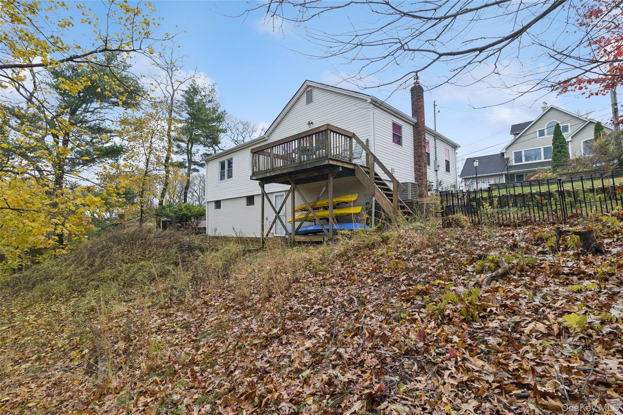 31 Amityville Road Sound Beach, NY 11789 - Photo 9 of 33 a view of a house with a yard