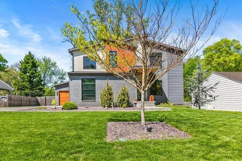 $1,475,000 | 4706 West 65th Terrace, Prairie Village, KS 66208