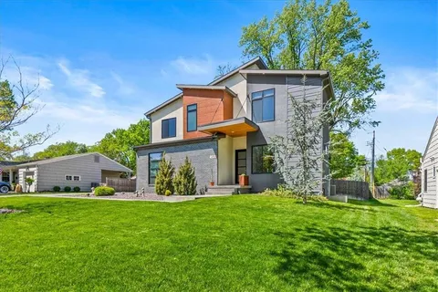 $1,475,000 | 4706 West 65th Terrace, Prairie Village, KS 66208