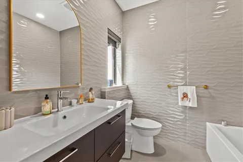 $1,475,000 | 4706 West 65th Terrace, Prairie Village, KS 66208