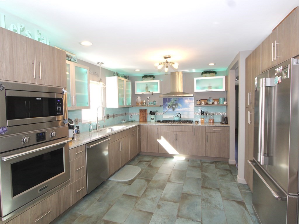 191 Fairhaven Road Worcester, MA 01606 - Photo 5 of 20 Gallery Image 5