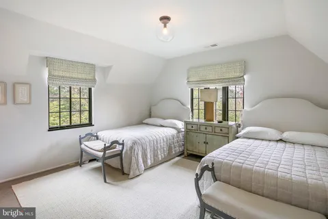 $5,850,000 | 5205 Woodlawn Avenue, Chevy Chase, MD 20815