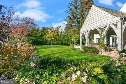 $5,850,000 | 5205 Woodlawn Avenue, Chevy Chase, MD 20815