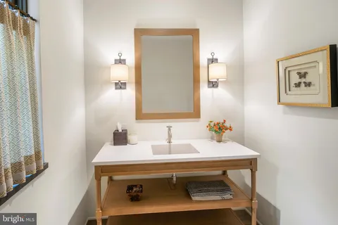 $5,850,000 | 5205 Woodlawn Avenue, Chevy Chase, MD 20815