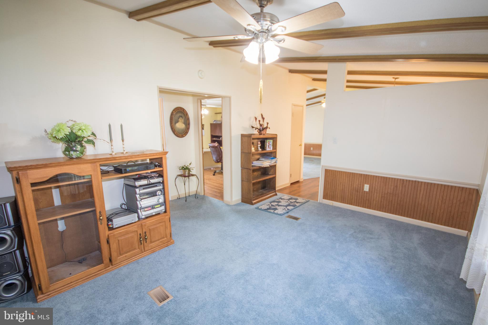 5508 Morris Road Pittsville, MD 21850 - Photo 23 of 41 Family room