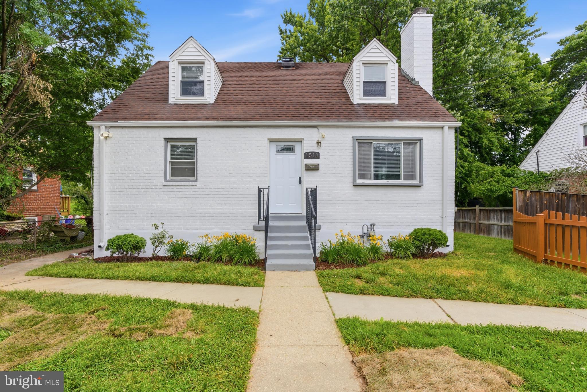 1511 Crest Road Silver Spring, MD 20902 - Photo 6 of 66