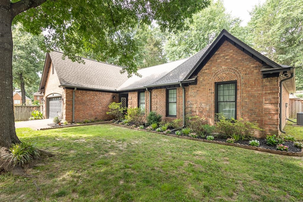 8911 Walnut Ridge Loop Memphis, TN 38018 - Photo 3 of 39