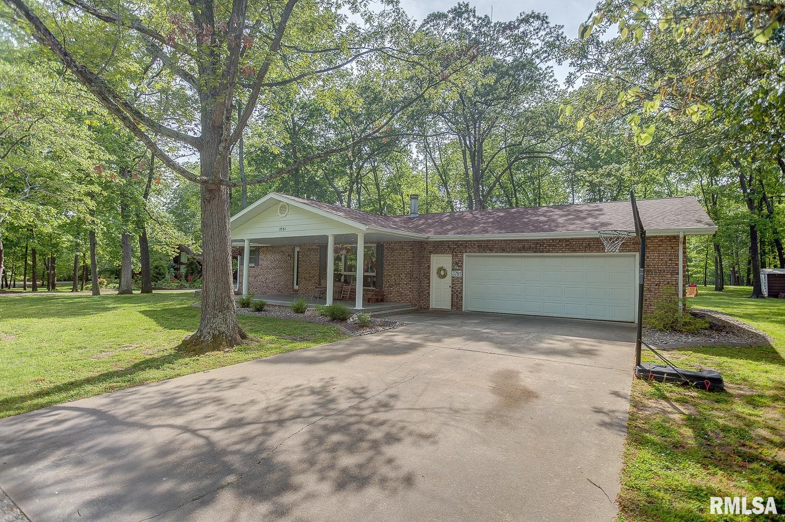 3781 Brian Drive Pinckneyville, IL 62274 - Photo 2 of 35