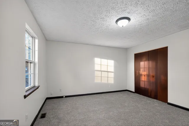 $189,900 | 9224 Sunset Drive, Jonesboro, GA 30238