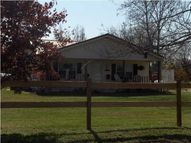 443 Michaels Road Trenton, GA 30752 - Photo 1 of 24 Primary Photo