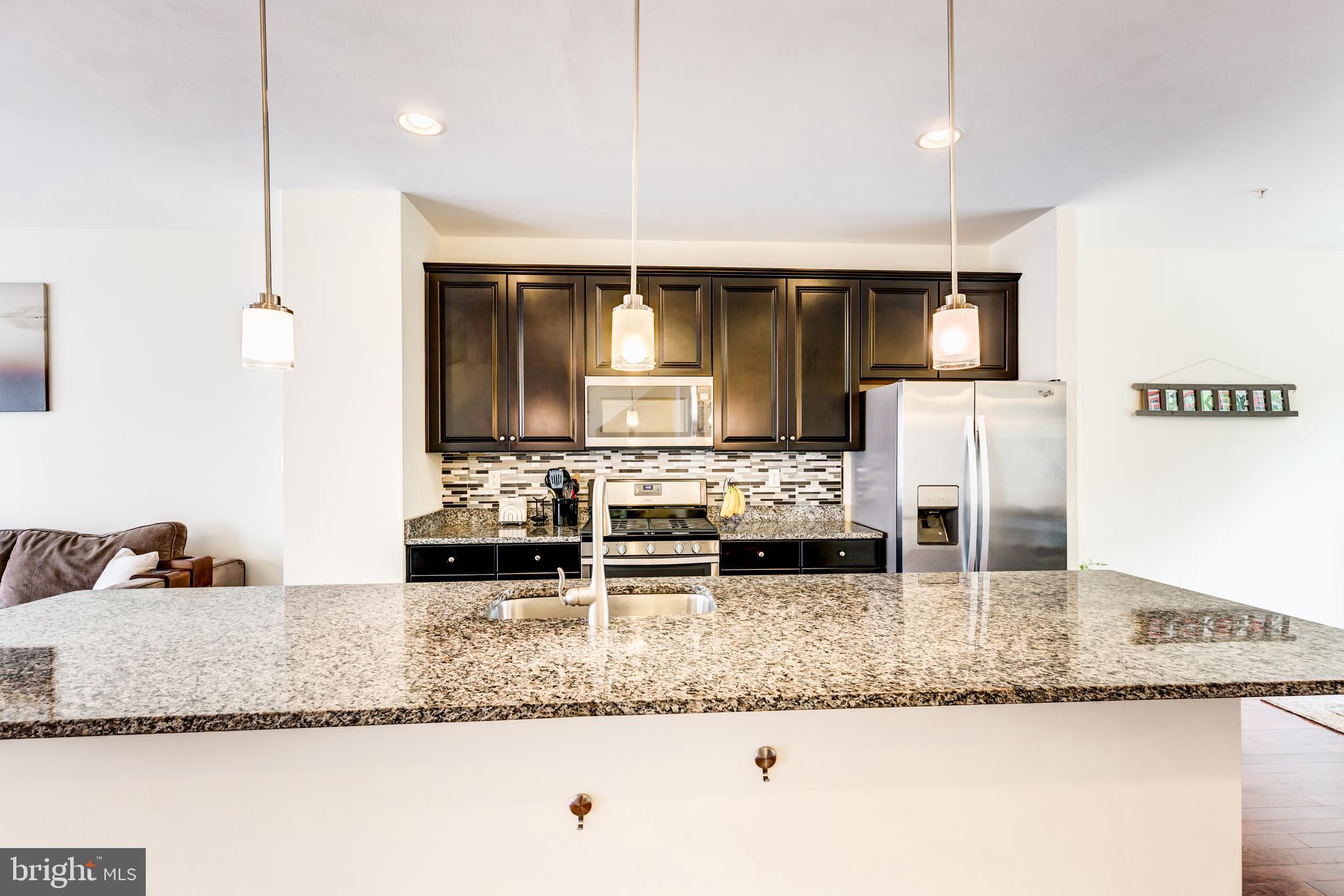 404 Kettle Bottom Road Reisterstown, MD 21136 - Photo 7 of 44 Granite Countertops/ Large Island