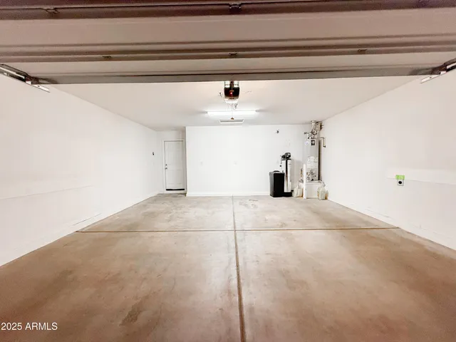 a view of a livingroom with furniture