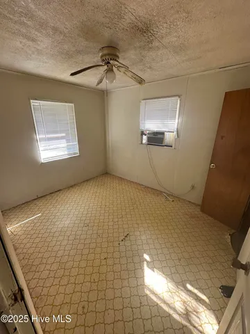 $195,000 | 1232 Mears Road, Clarkton, NC 28433