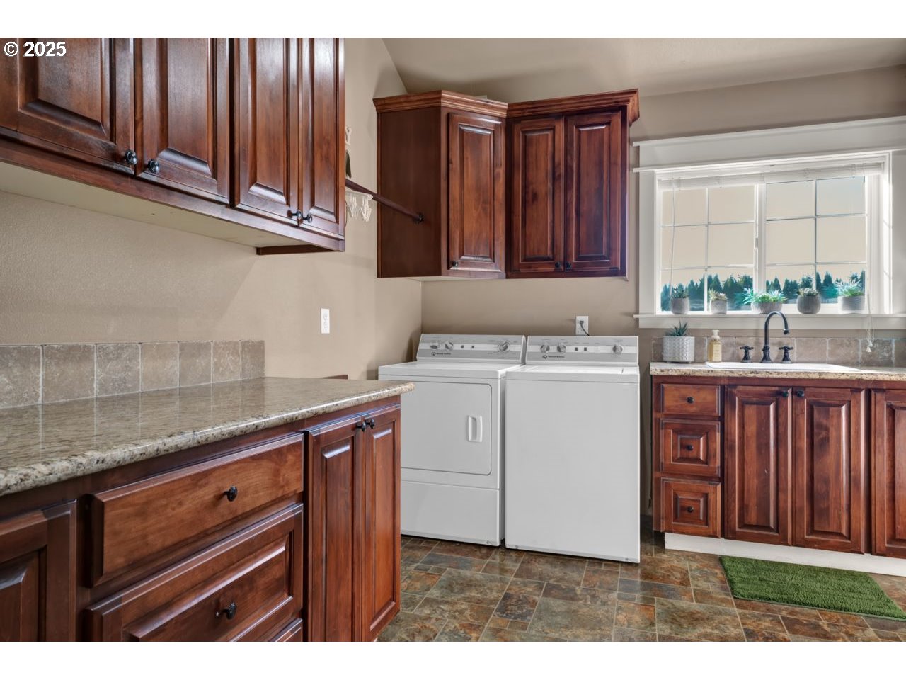 2995 Molalla Road Woodburn, OR 97071 - Photo 17 of 48