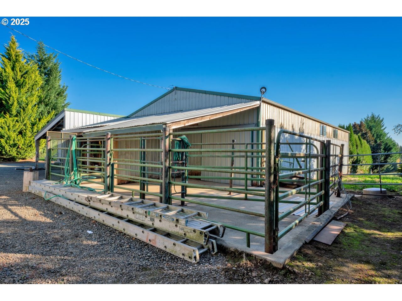 2995 Molalla Road Woodburn, OR 97071 - Photo 40 of 48