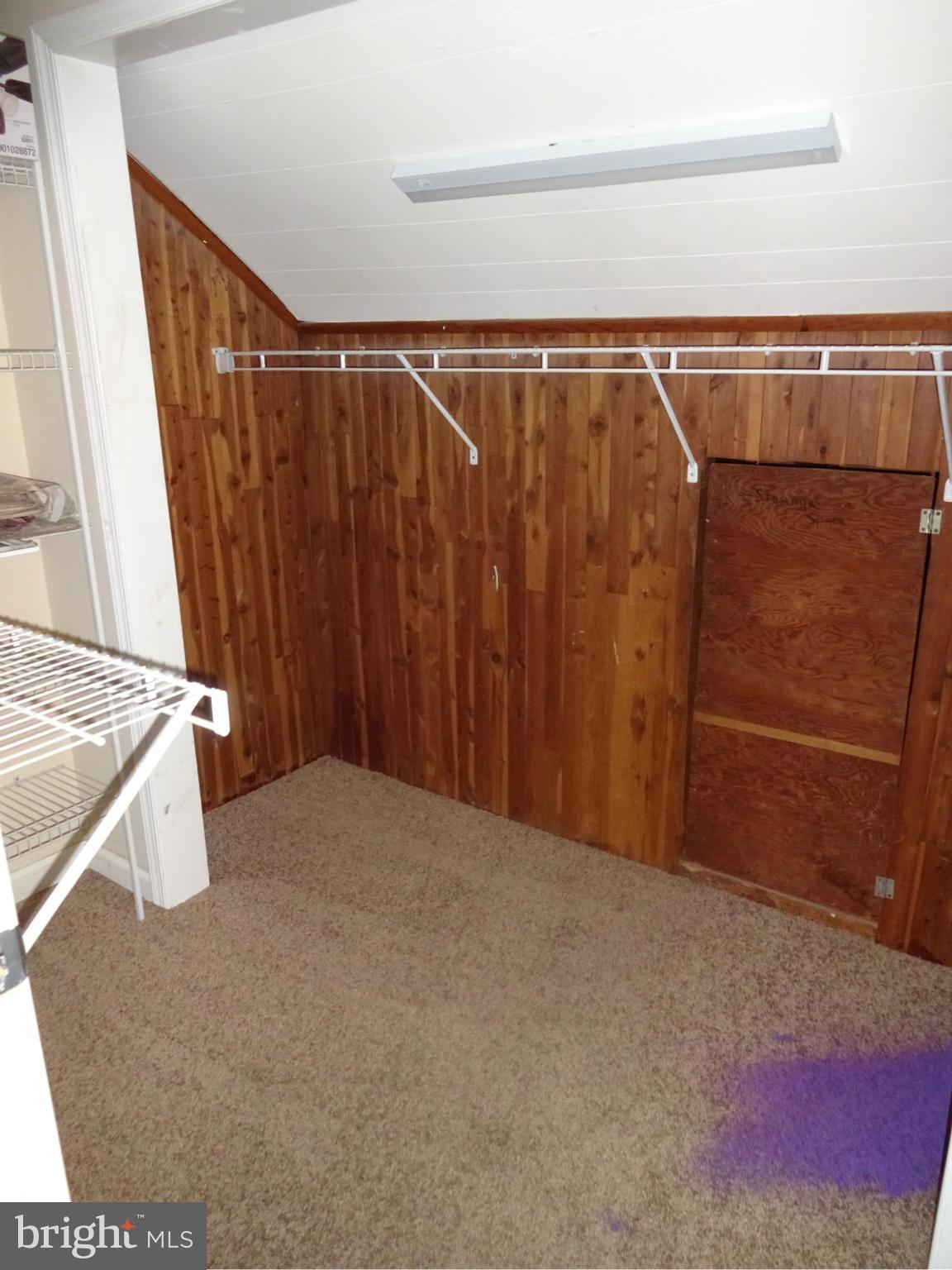 1631 Williams Avenue Baltimore, MD 21221 - Photo 17 of 28 Bedroom (Master) with Walk in Closet