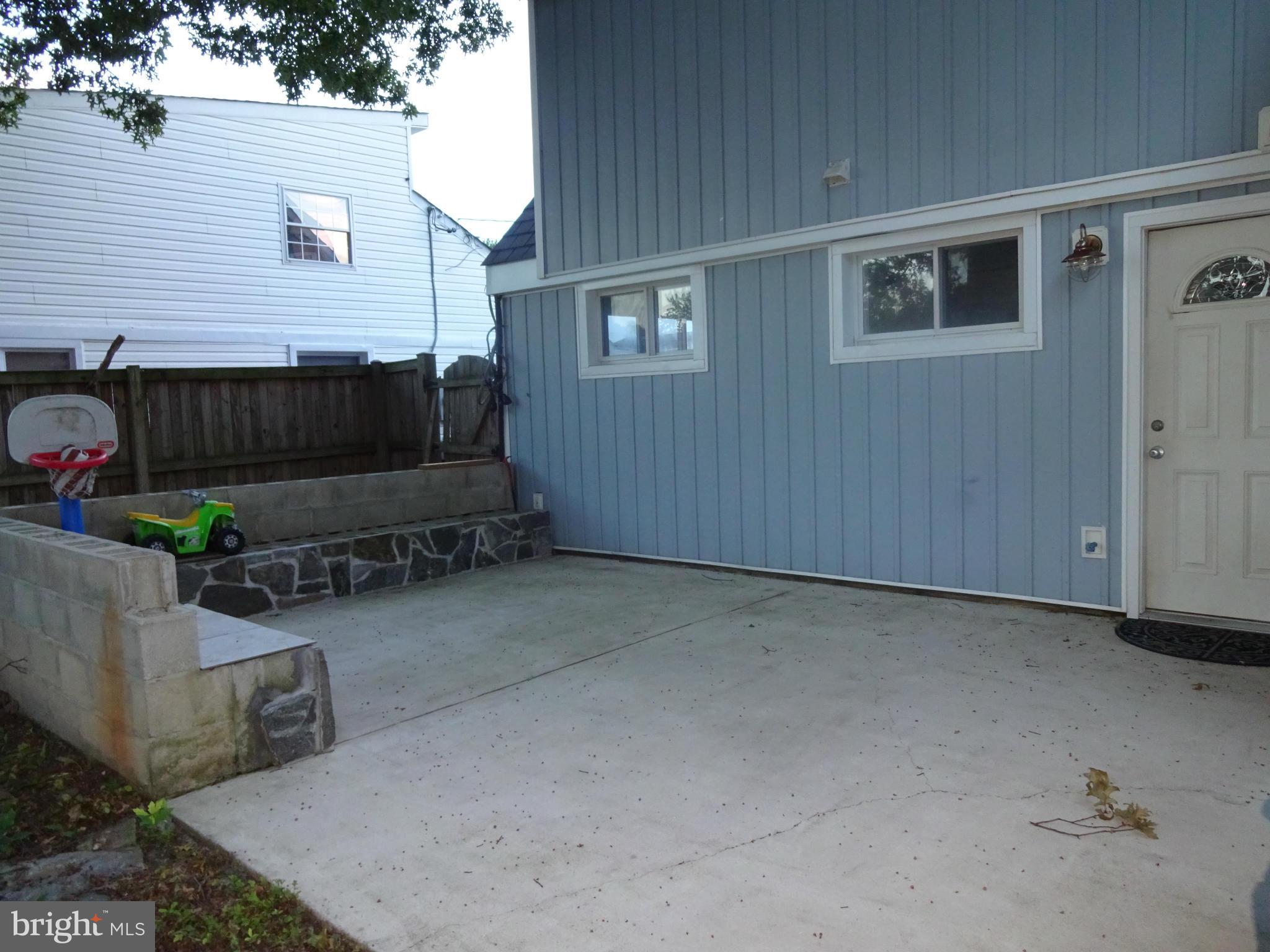 1631 Williams Avenue Baltimore, MD 21221 - Photo 26 of 28 Patio off of the Back of the House