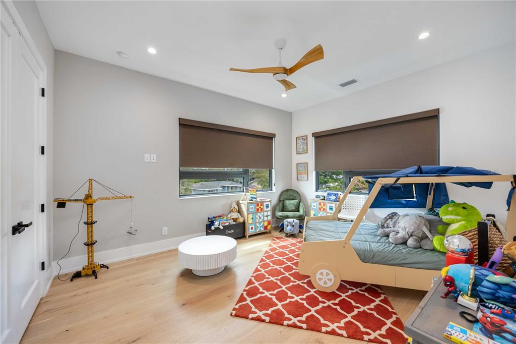 2314 Prospect Street Sarasota, FL 34239 - Photo 14 of 33