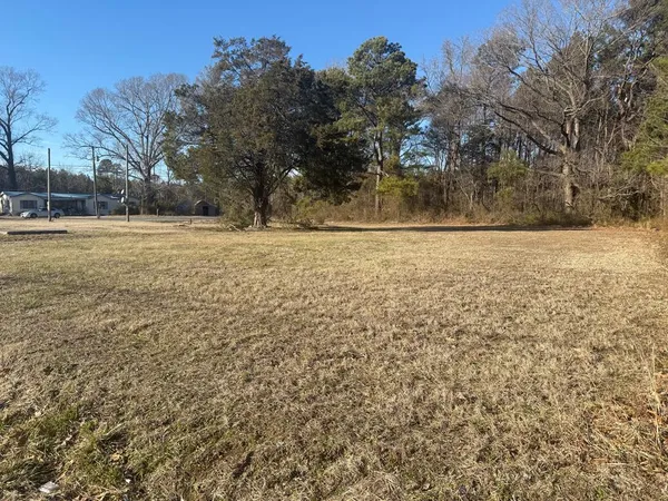$55,000 | 28055 Groton Town Road, Unit 206, Hallwood, VA 23359