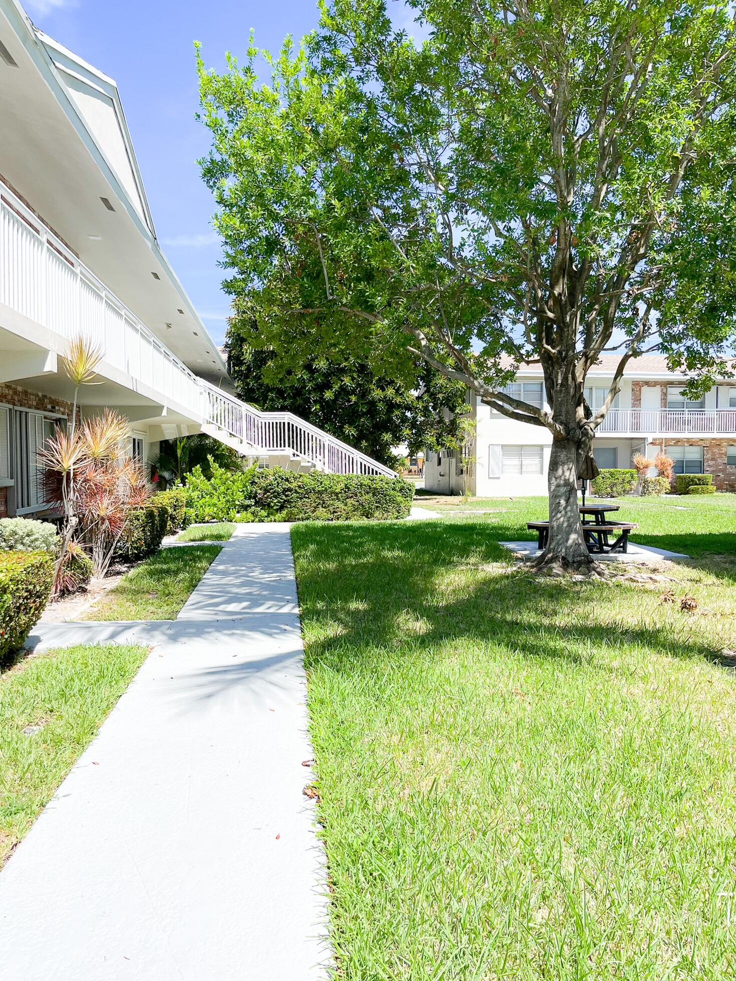 89D7E401-8DA1-41D1-8F65-D061F936736B