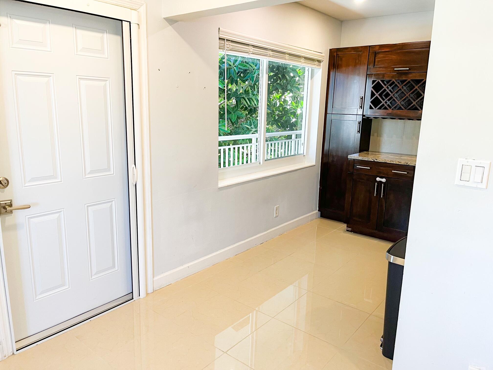 3860 Northeast 21st Way, Unit 39 Lighthouse Point, FL 33064 - Photo 14 of 38 8D38BC68-2E88-4418-81FC-D7EE8D461E08