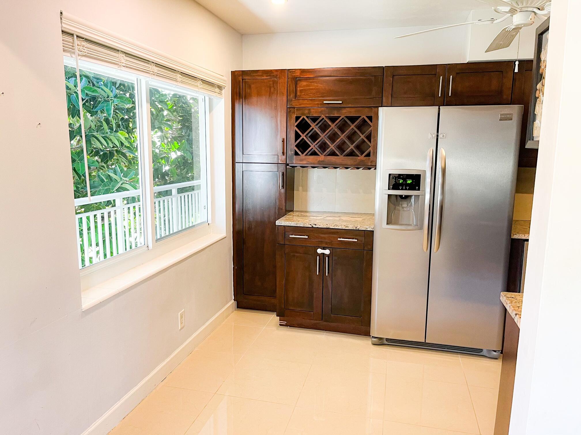 3860 Northeast 21st Way, Unit 39 Lighthouse Point, FL 33064 - Photo 15 of 38 982B6C74-5D7D-48E7-9A34-0CF5EE9AEF1B