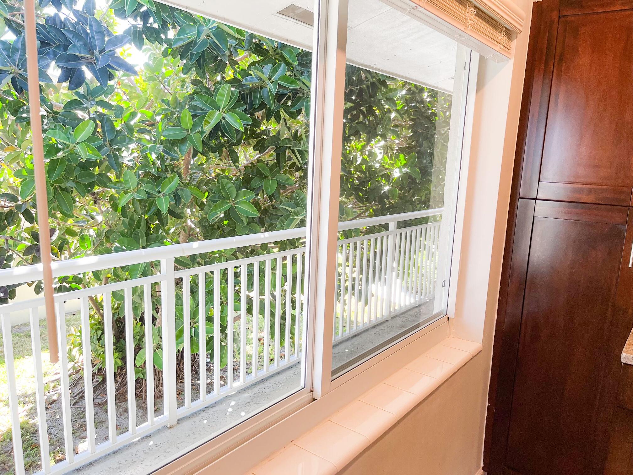 3860 Northeast 21st Way, Unit 39 Lighthouse Point, FL 33064 - Photo 16 of 38 48E983F7-4A17-46B8-80BF-56E459FD547F