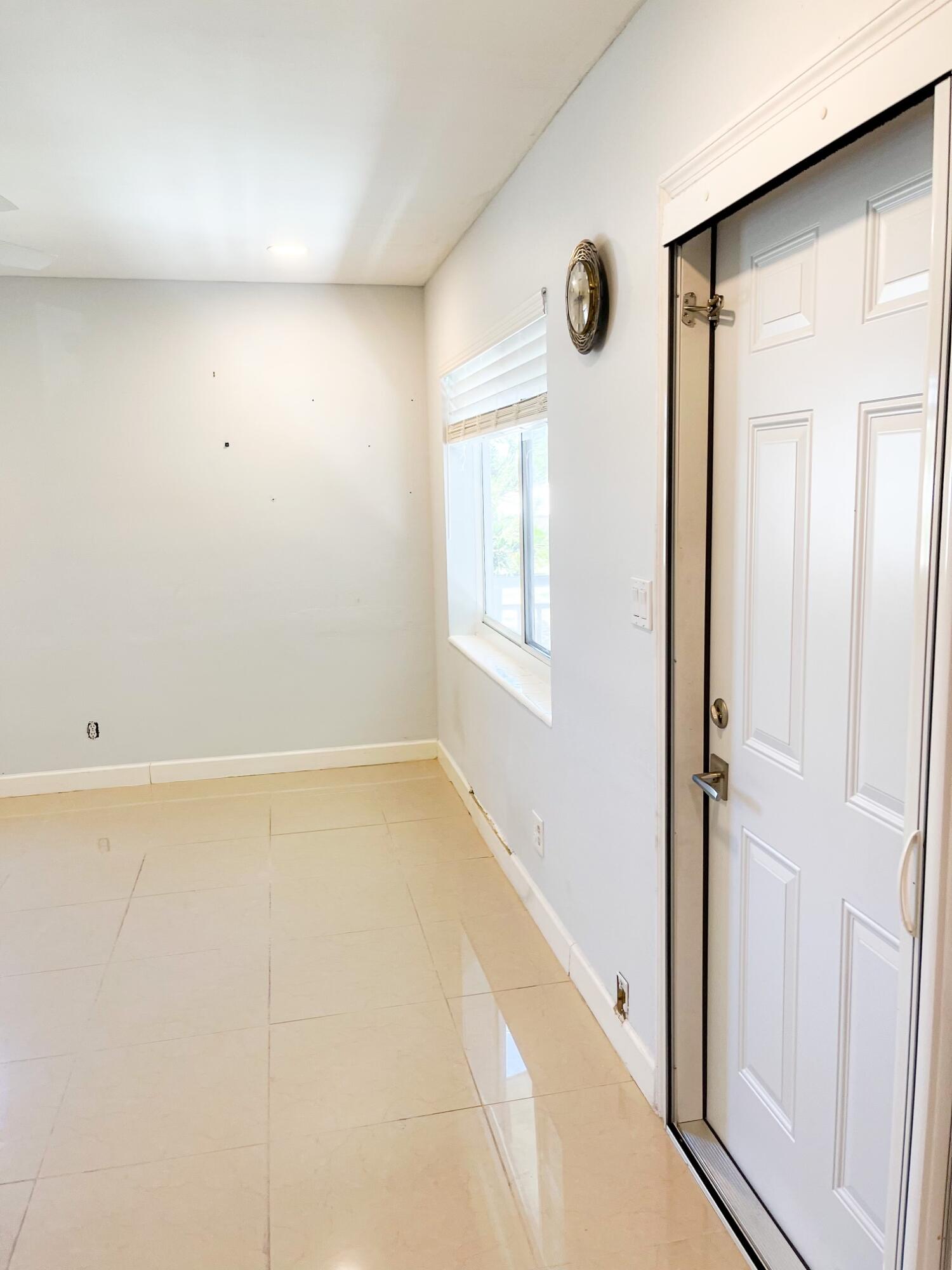 3860 Northeast 21st Way, Unit 39 Lighthouse Point, FL 33064 - Photo 24 of 38 86ACC876-E56F-46DF-A013-EDEFBB999301