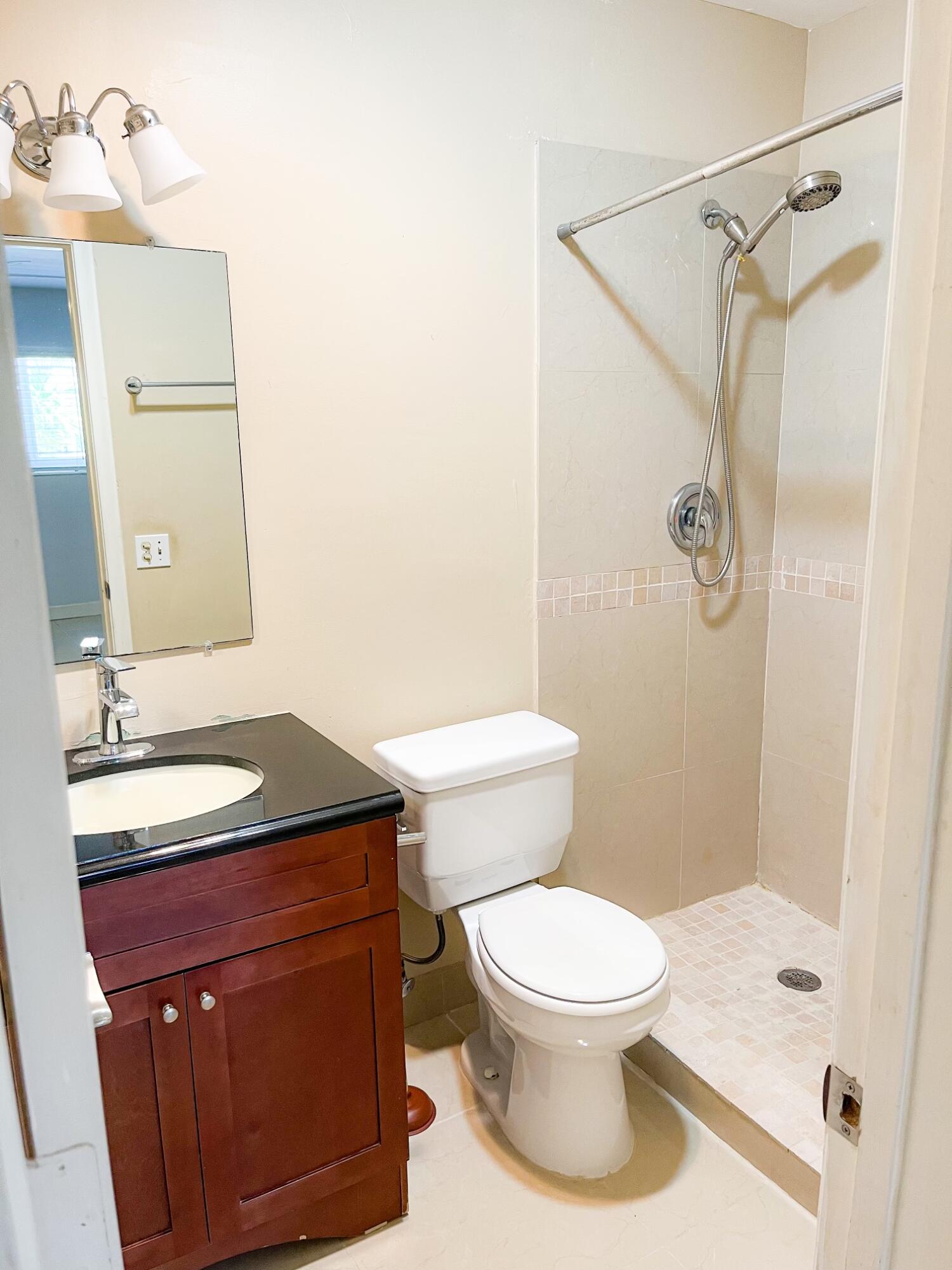 3860 Northeast 21st Way, Unit 39 Lighthouse Point, FL 33064 - Photo 31 of 38 A2DFFD71-0252-4EBC-AE74-D44F1B131BEE