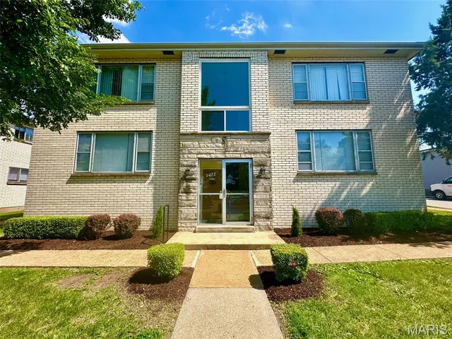 $925 | 7500 Morgan Ford Road, St. Louis, MO 63116