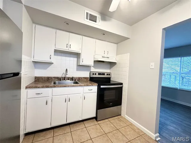 $925 | 7500 Morgan Ford Road, St. Louis, MO 63116