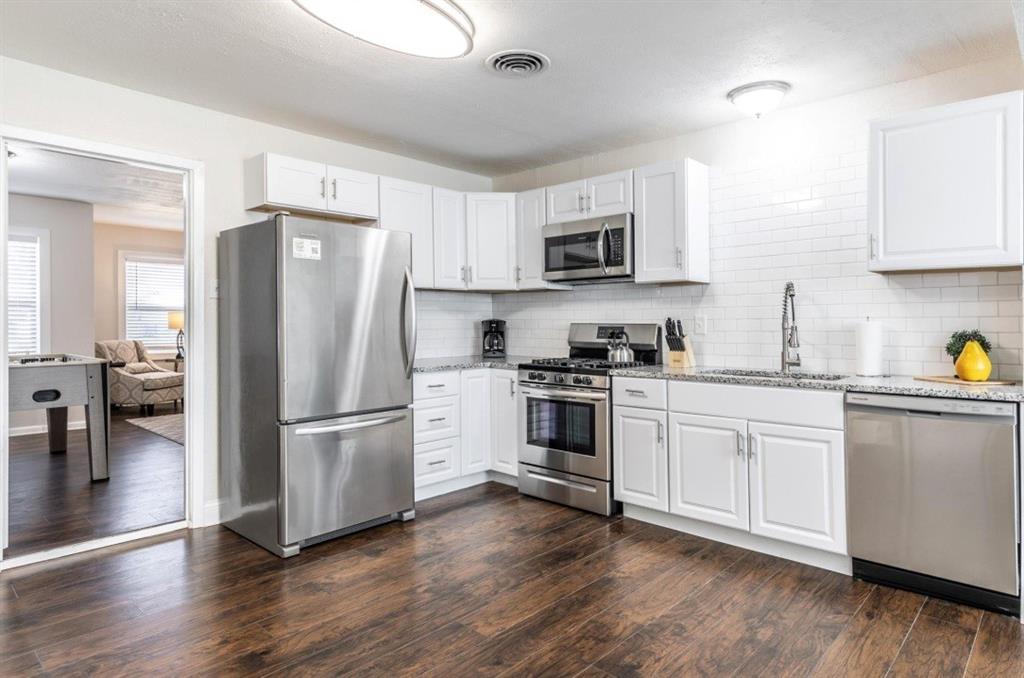 2134 Fenwick Drive Dallas, TX 75228 - Photo 4 of 14