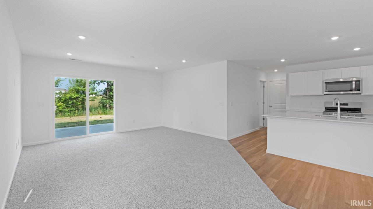 5265 Tranquilo Way Fort Wayne, IN 46818 - Photo 6 of 30