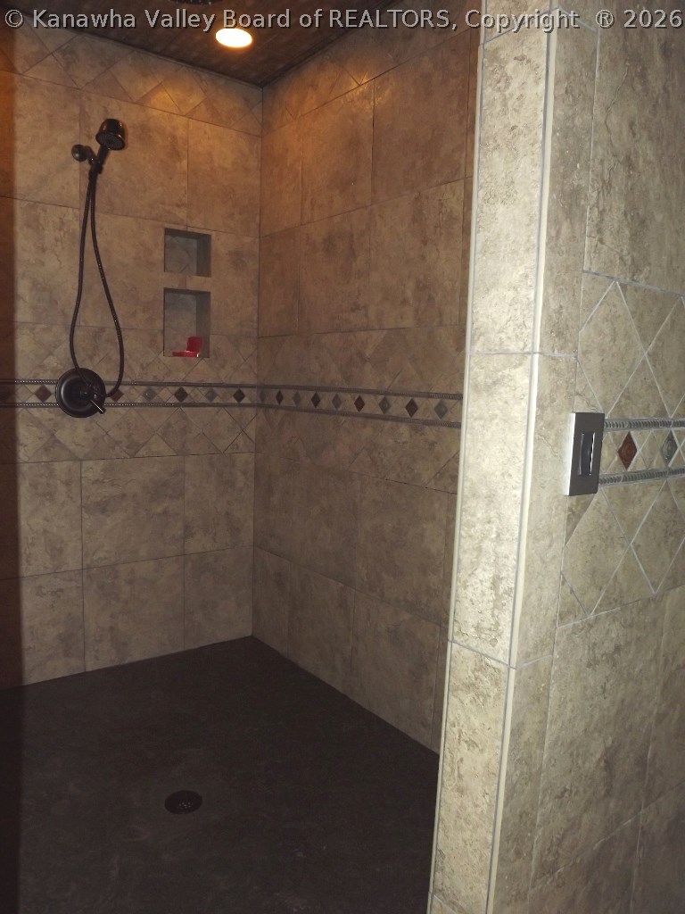 1027 Ridgemont Drive Elkview, WV 25071 - Photo 19 of 23 Gallery Image 19