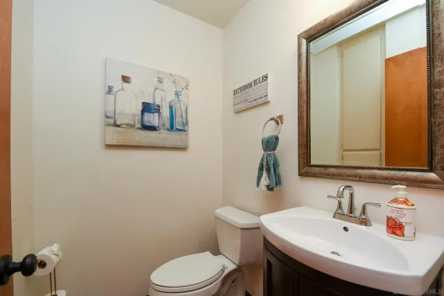 $698,000 | 8541 Circle R Course Lane, Escondido, CA 92026