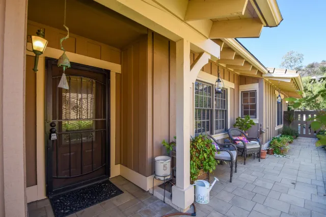 $698,000 | 8541 Circle R Course Lane, Escondido, CA 92026