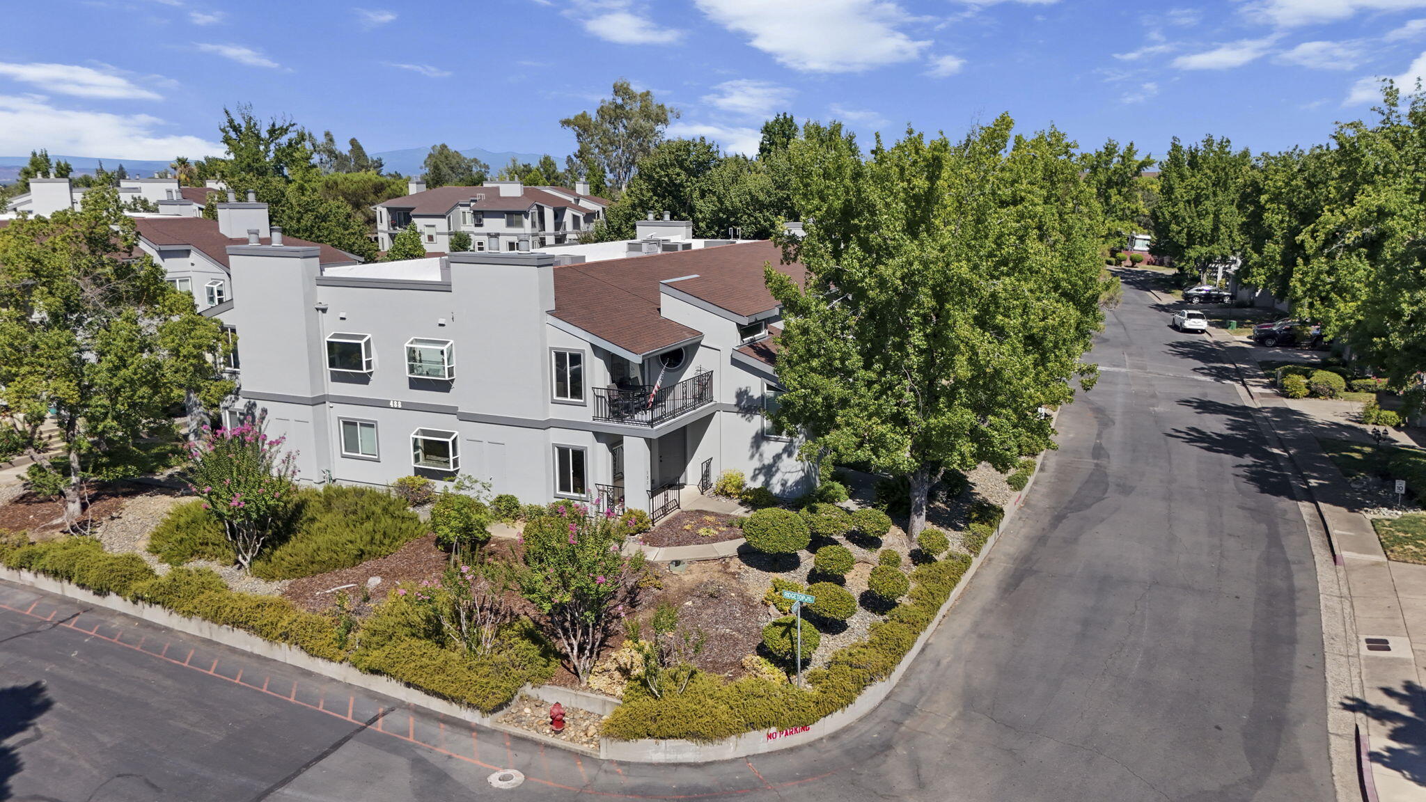 488 Ridgecrest Trail, Unit 131 Redding, CA 96003 - Photo 39 of 52 46-web-or-mls-DJI_20260724161426_0020_D