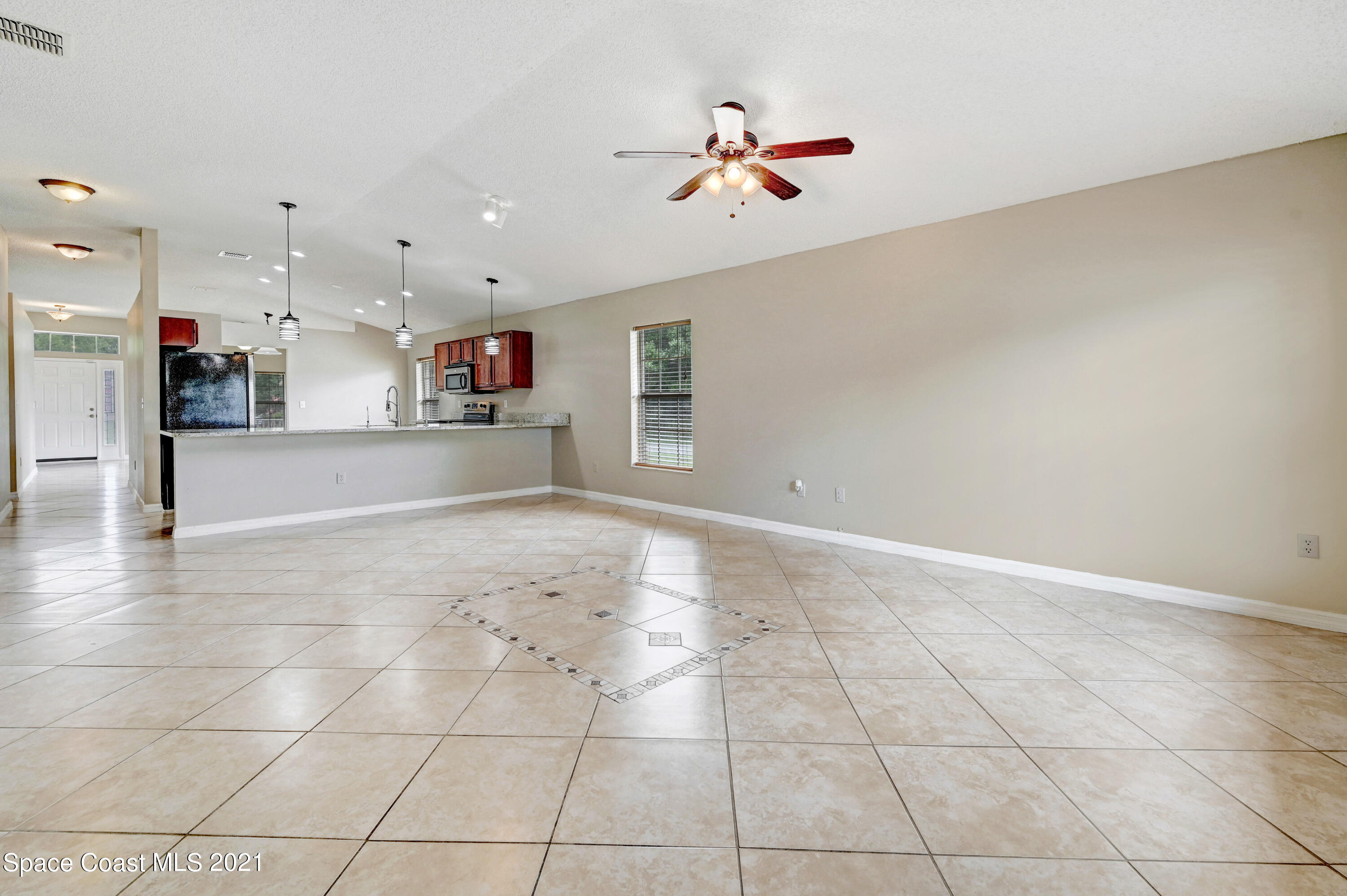 707 Atlantis Road Southeast Palm Bay, FL 32909 - Photo 13 of 26 DSC_1268