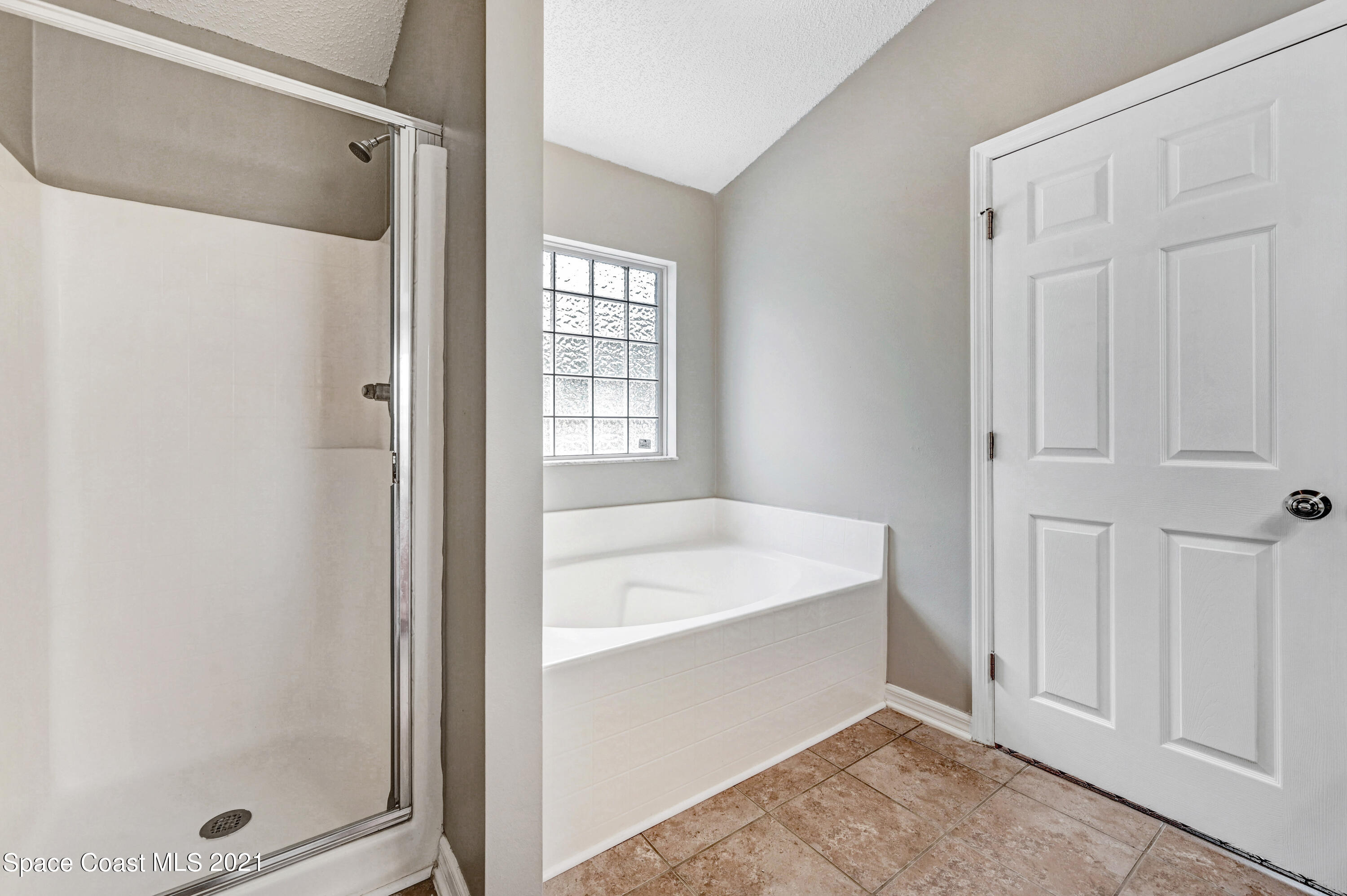 707 Atlantis Road Southeast Palm Bay, FL 32909 - Photo 18 of 26 DSC_1283