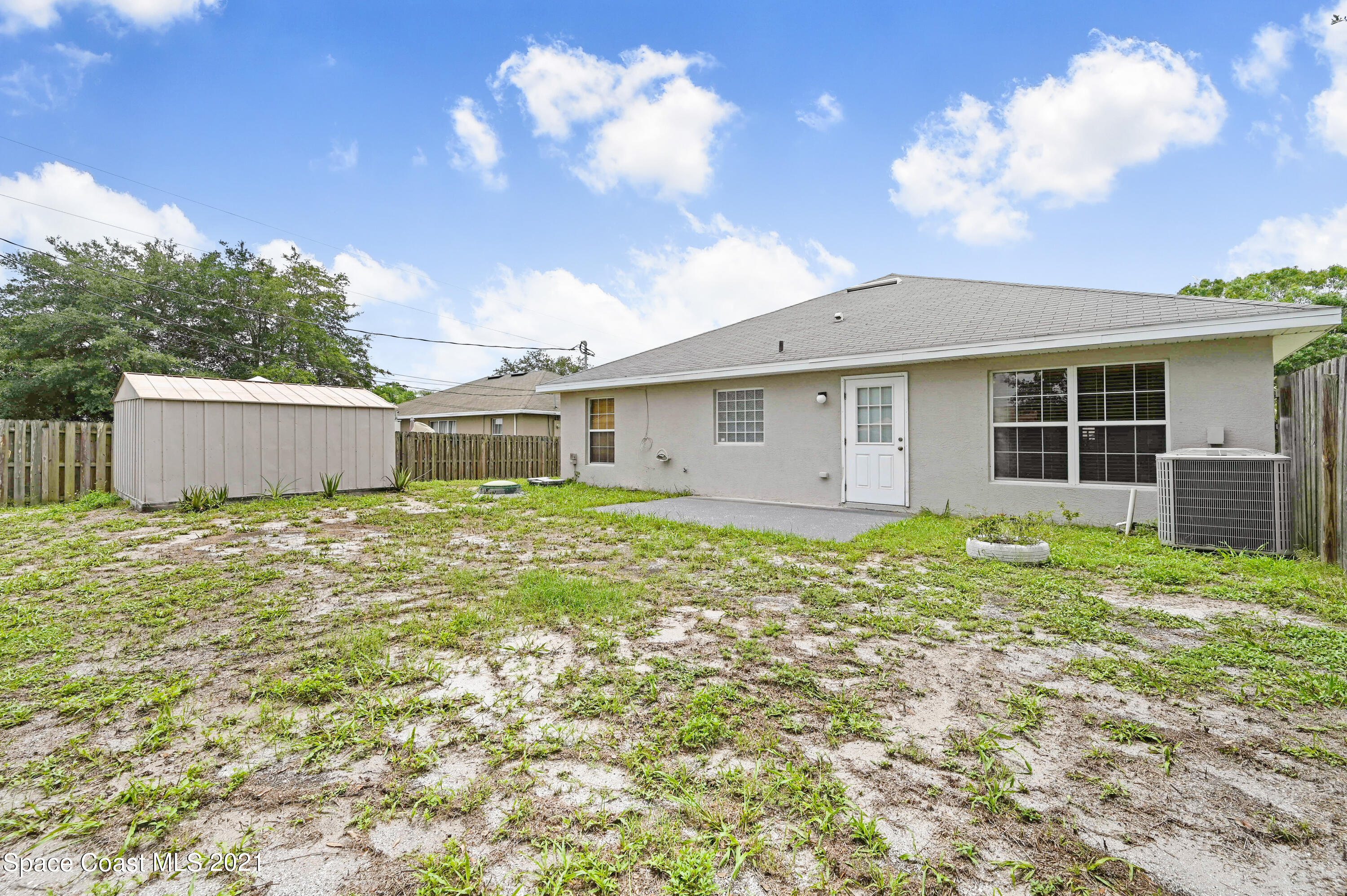 707 Atlantis Road Southeast Palm Bay, FL 32909 - Photo 24 of 26 DSC_1232