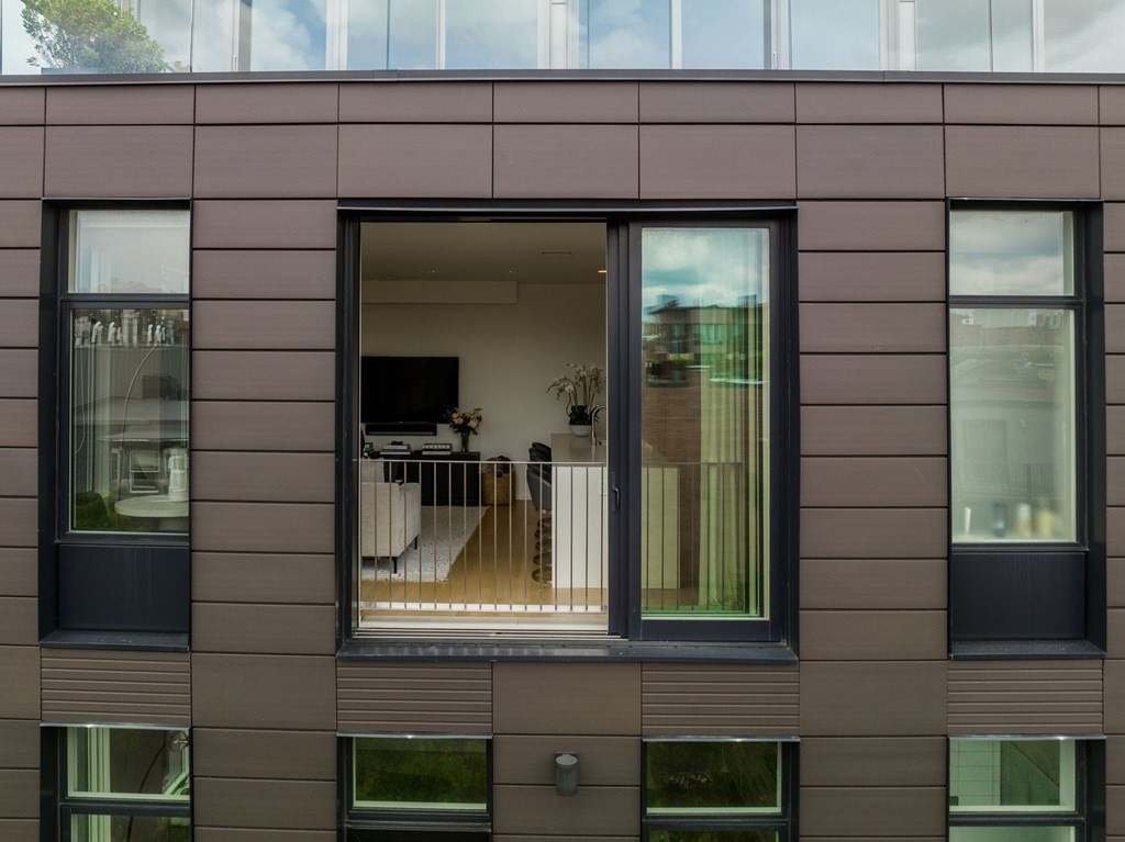 7 East Springfield Street, Unit 5B Boston, MA 02118 - Photo 14 of 19 a view of front door of house