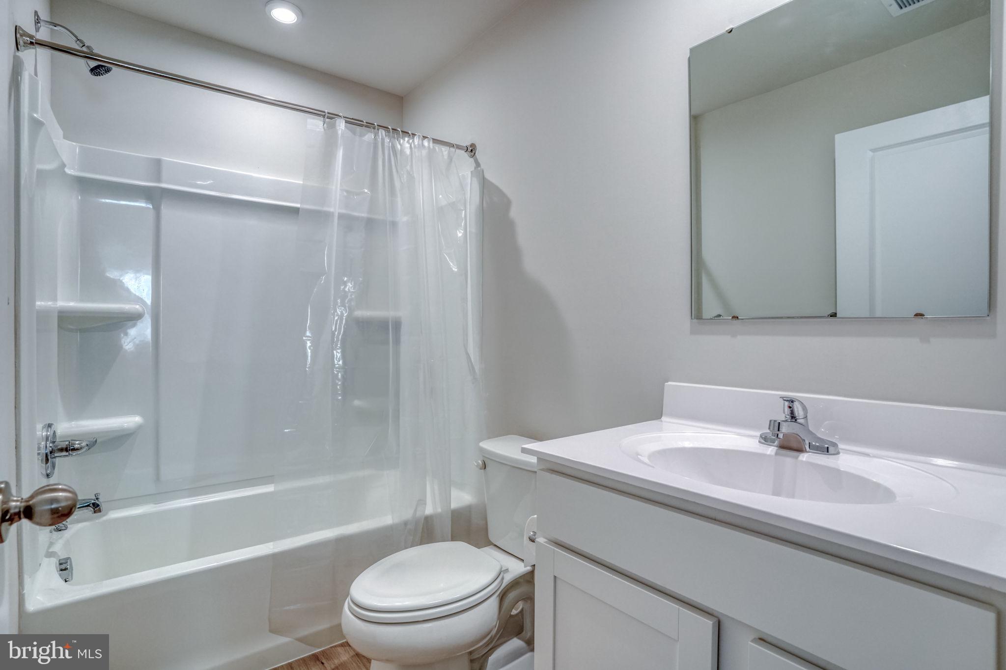 135 Gypsum Road Dover, DE 19904 - Photo 31 of 38 Full Bathroom