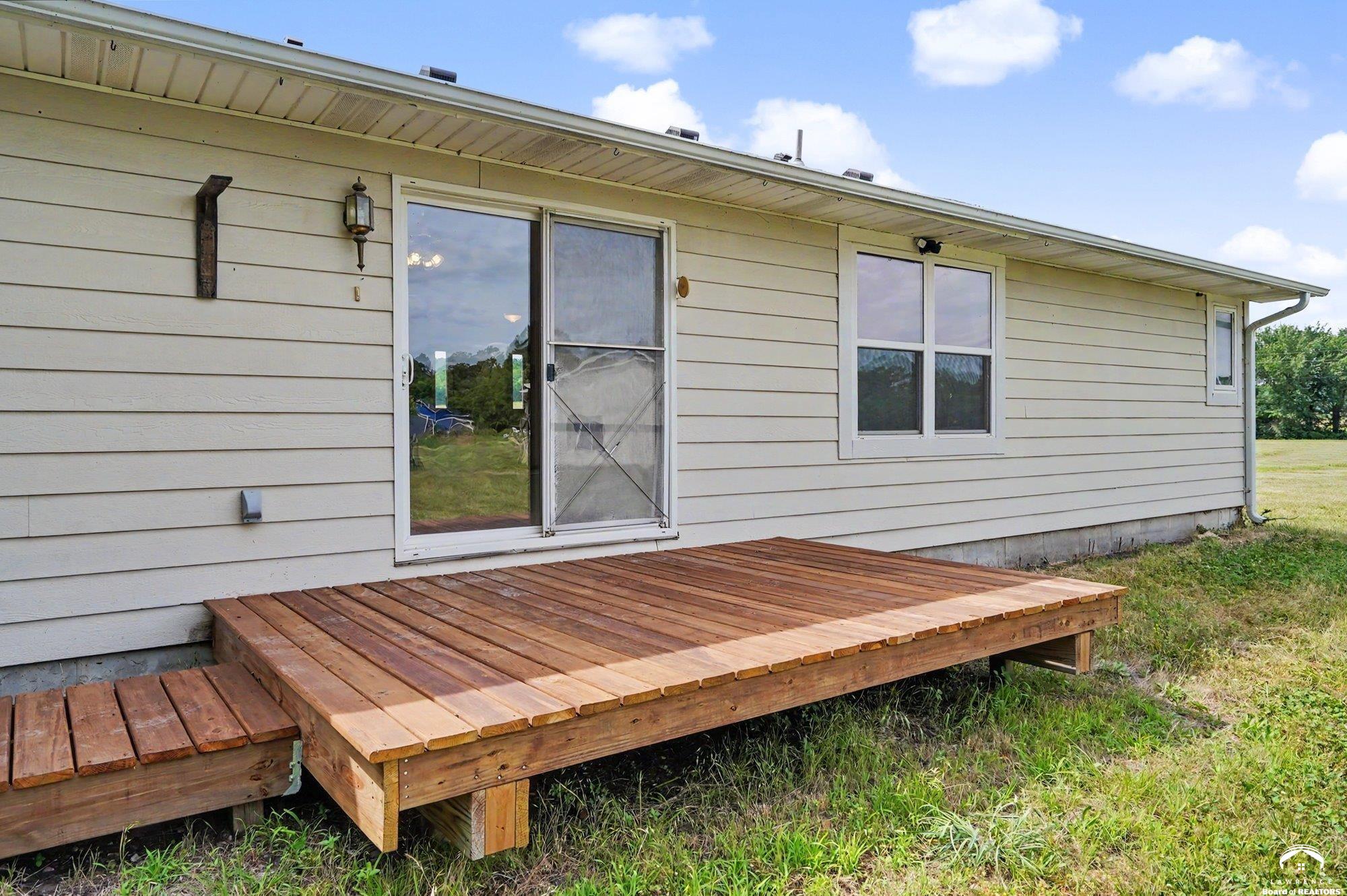 801 North 900 Road Lawrence, KS 66047 - Photo 37 of 61