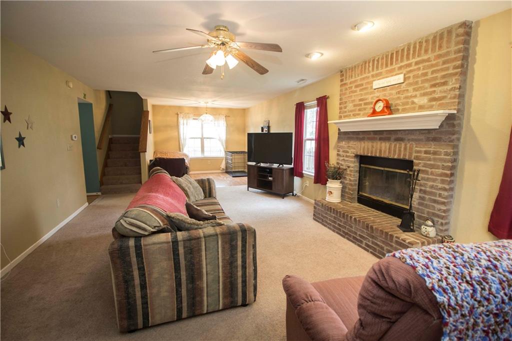 6561 Rushing River Noblesville, IN 46062 - Photo 3 of 19 Gallery Image 3