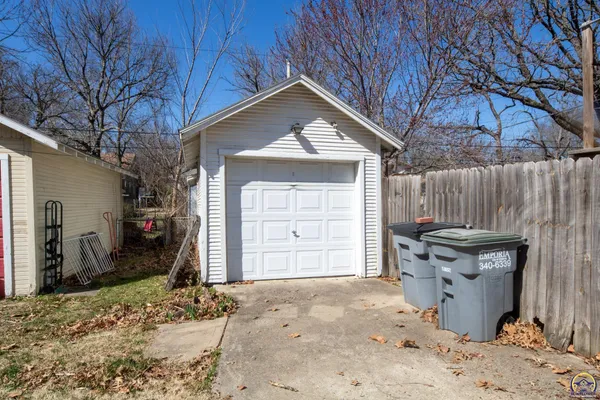 $169,900 | 1405 Neosho Street, Emporia, KS 66801