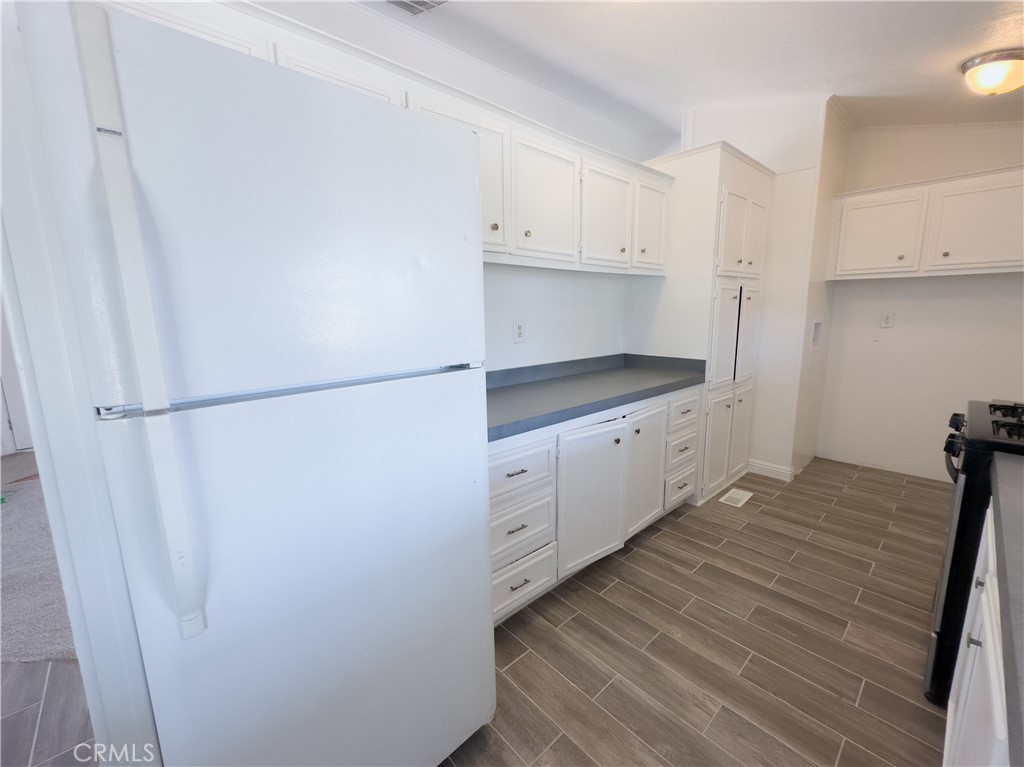 4175 Nyack Road Phelan, CA 92371 - Photo 9 of 26