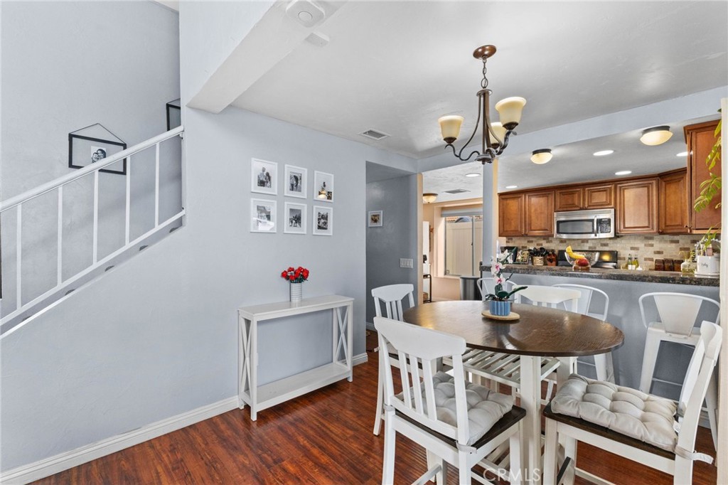 39714 Rustic Glen Drive Temecula, CA 92591 - Photo 7 of 19