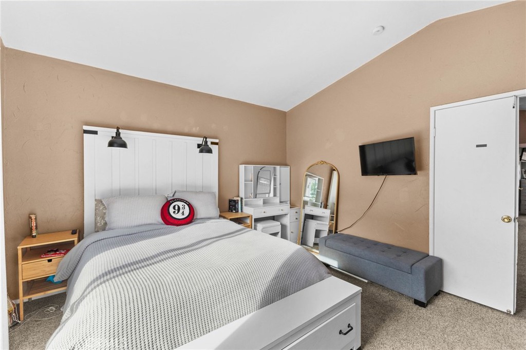 39714 Rustic Glen Drive Temecula, CA 92591 - Photo 9 of 19